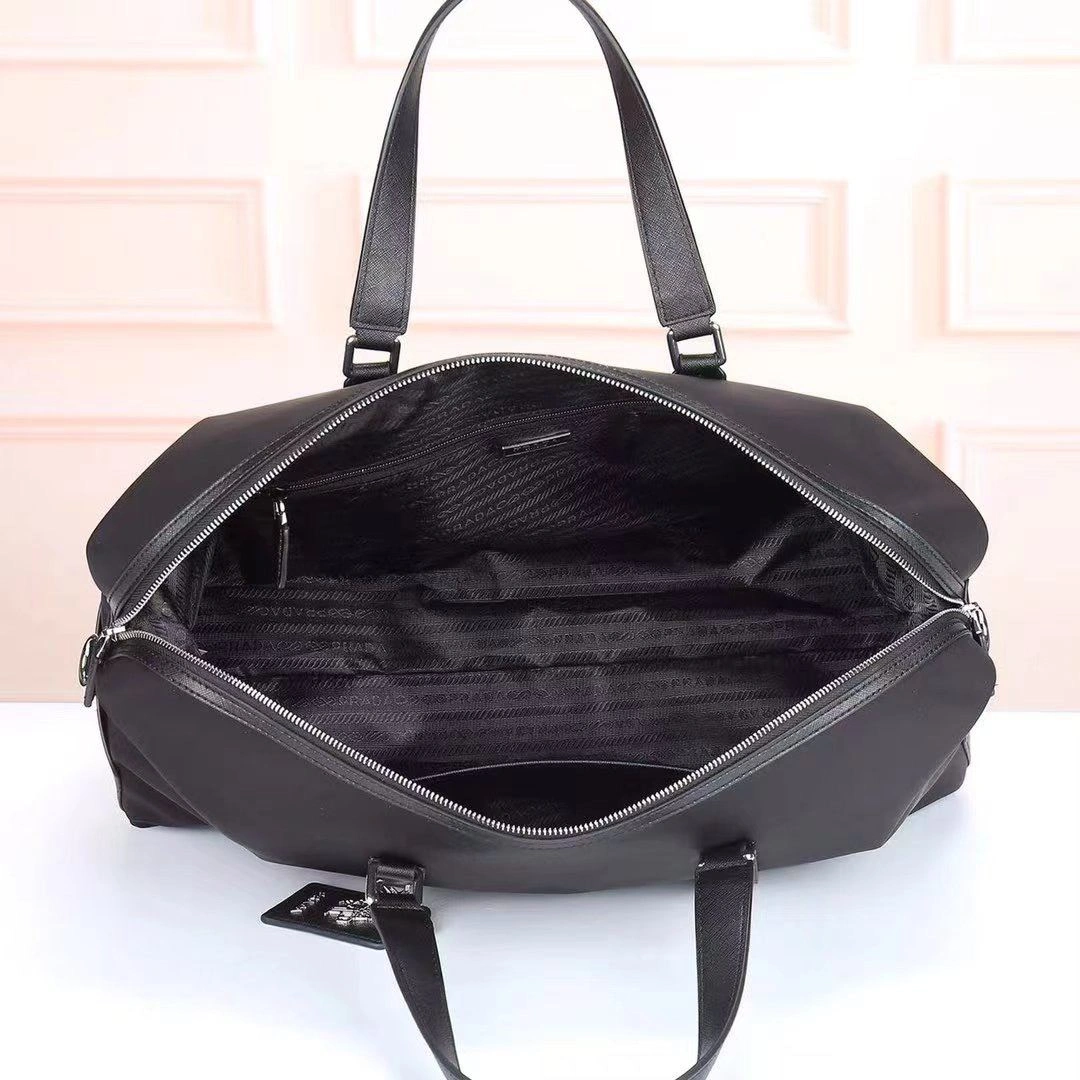 Prada Travel Bags EyeCatching 90594