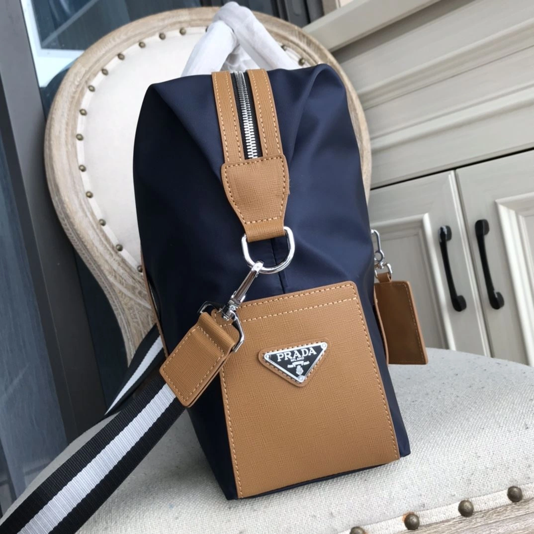 Lightweight Prada Travel Bags 92315