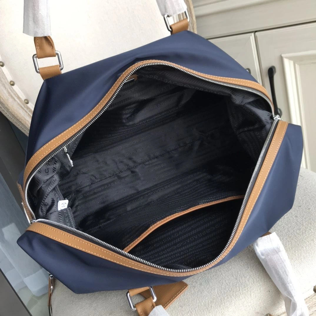 Lightweight Prada Travel Bags 92315