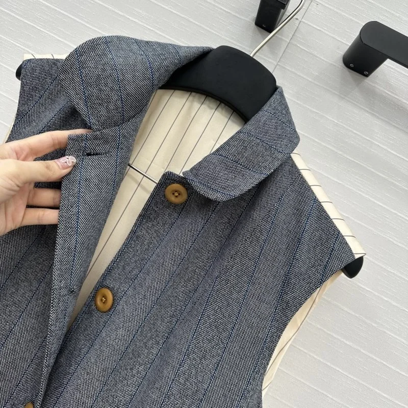 WeatherProof Prada Vest 166045