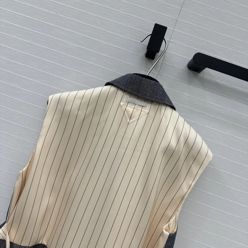 WeatherProof Prada Vest 166045