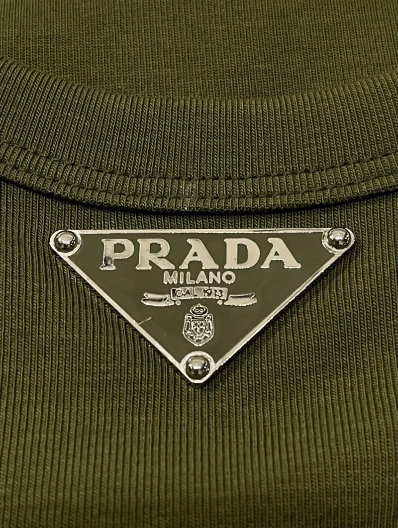 Functional Prada Vest 166043