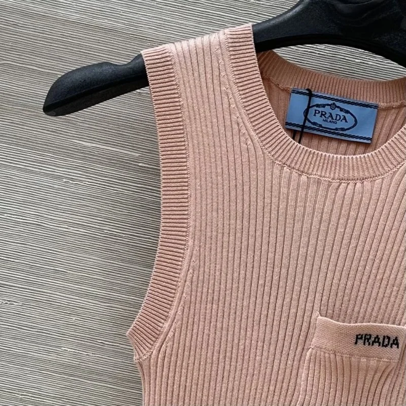Resilient Prada Vest 166065