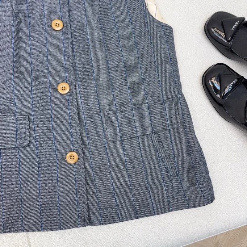 Prada Vest AllSeason 166434