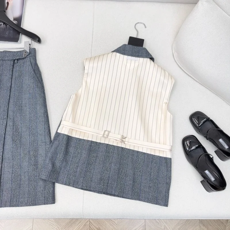 Prada Vest AllSeason 166434