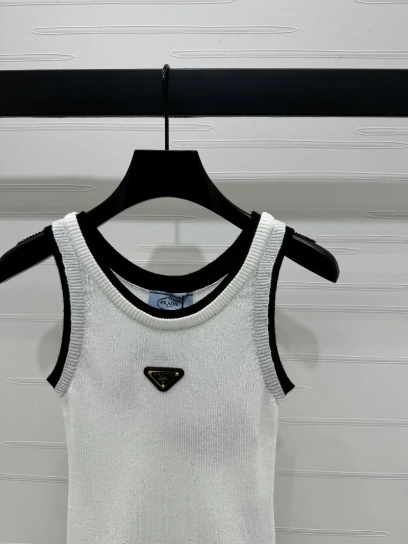 Prada Vest DailyWear 166436