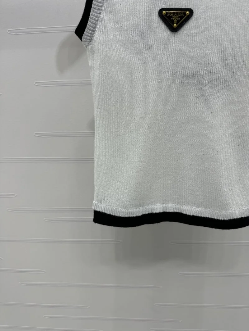 Prada Vest DailyWear 166436
