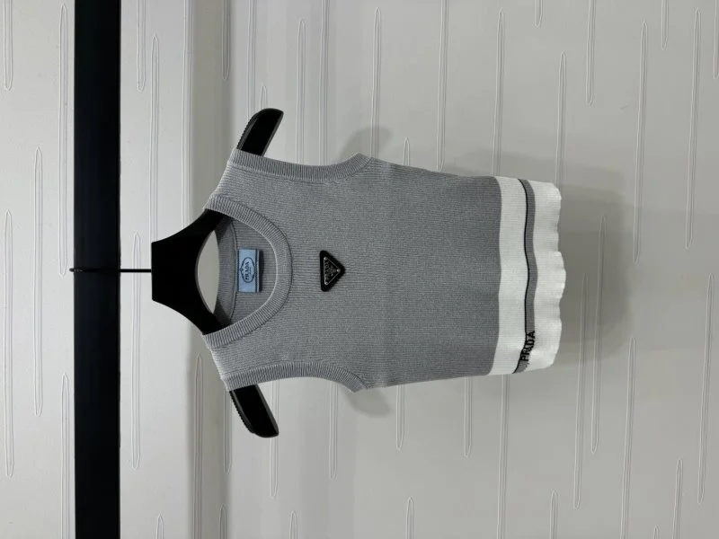 Prada Vest GoAnywhere 166430