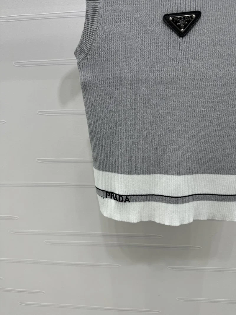 Prada Vest GoAnywhere 166430