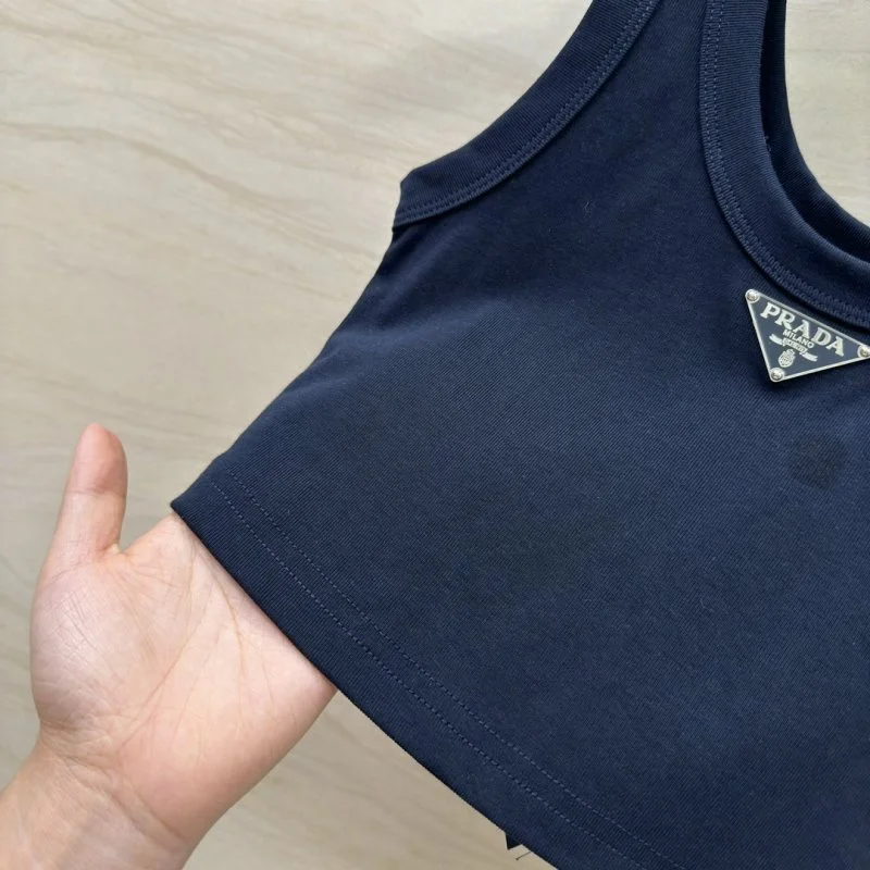 Prada Vest MultiPurpose 166481