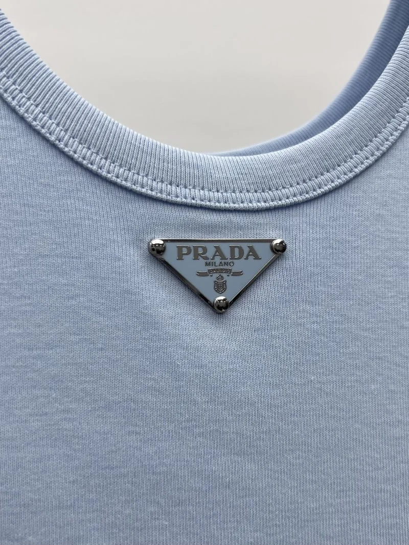 Prada Vest Seasonal 166418