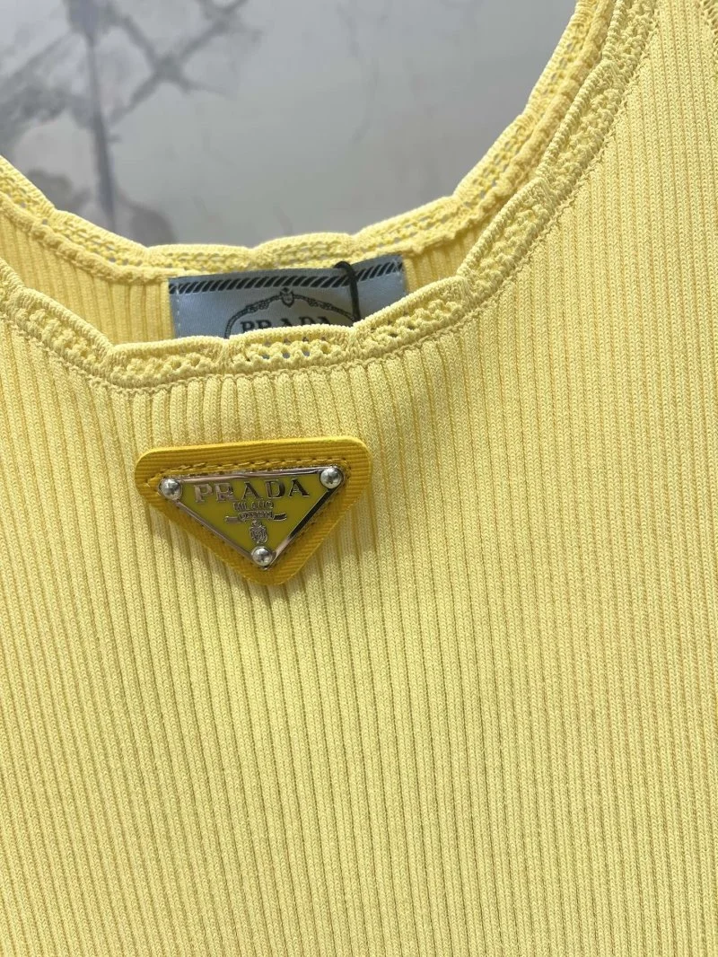 Prada Vest Bright 165647