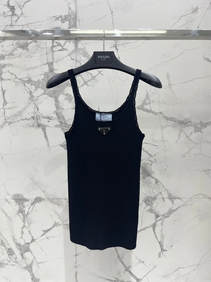 Effortless Prada Vest 165646