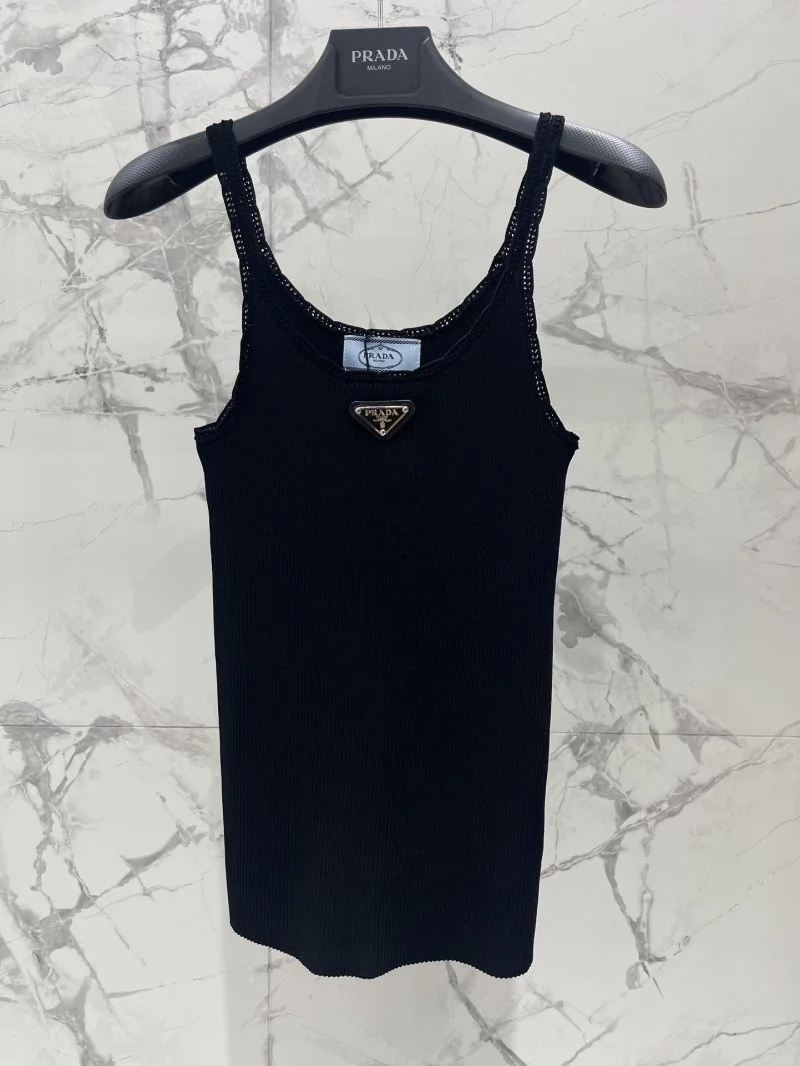 Effortless Prada Vest 165646