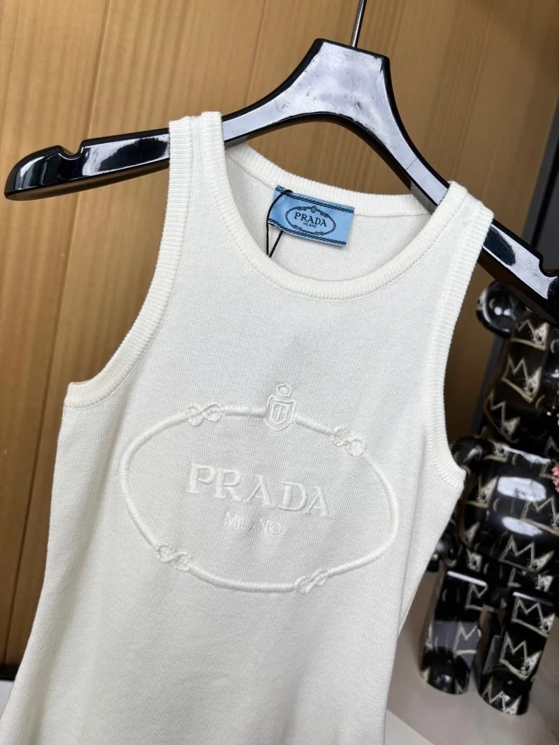 Neat Prada Vest 165643