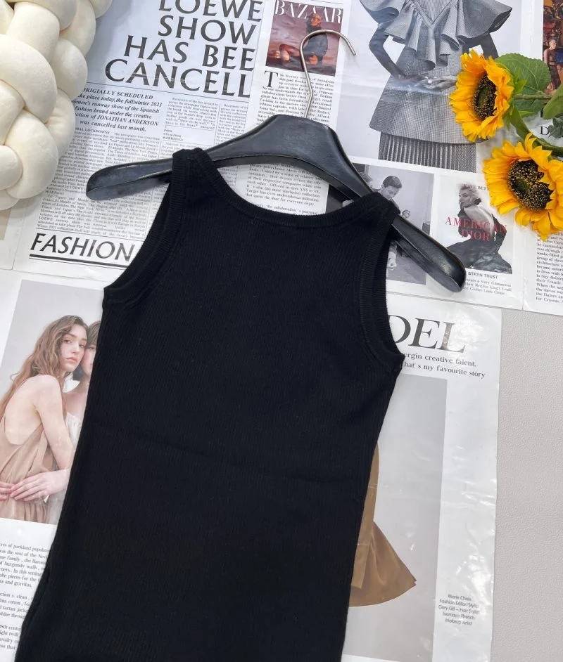 ModernLook Prada Vest 165640