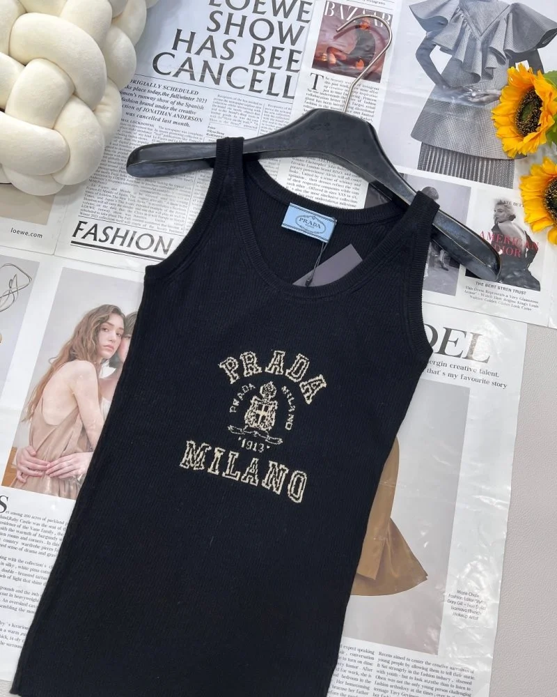 ModernLook Prada Vest 165640