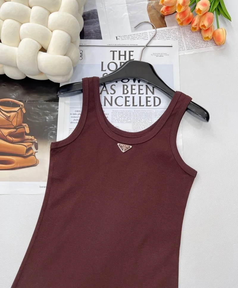 Prada Vest Practical 165635
