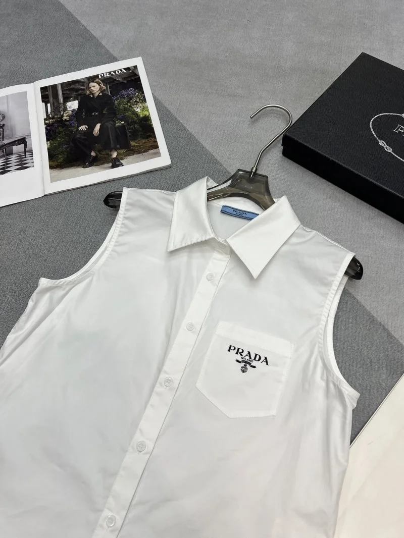 Prada Vest Sustainable 165616