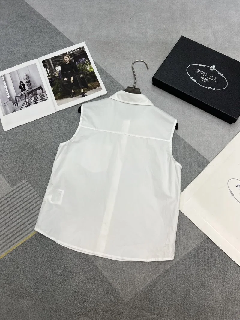 Prada Vest Sustainable 165616