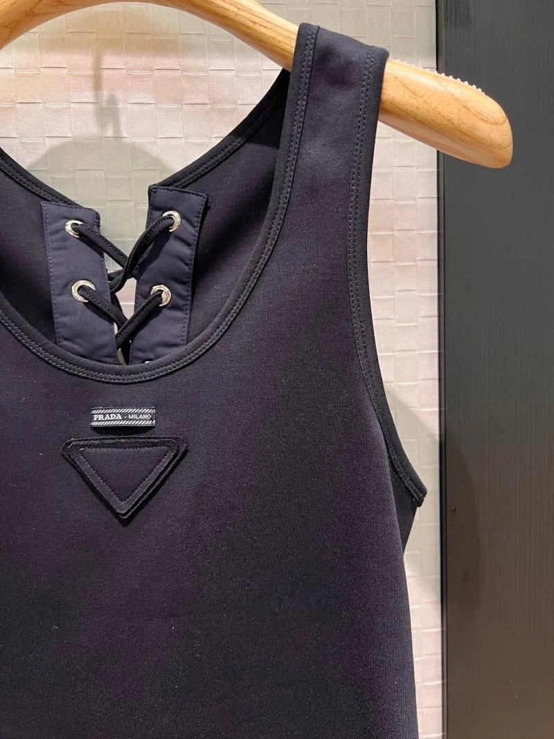 Prada Vest Versatile 165609