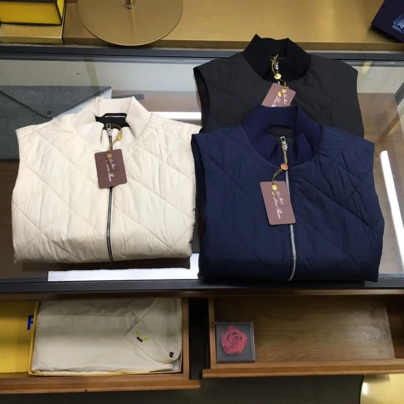 Snug Prada Vest 168362