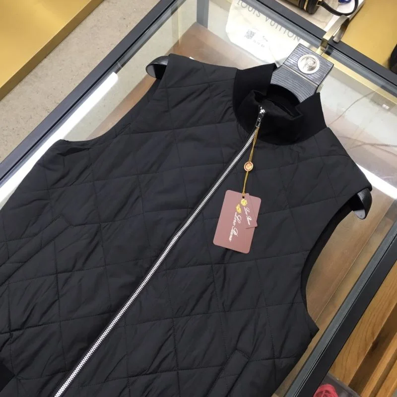 Snug Prada Vest 168362