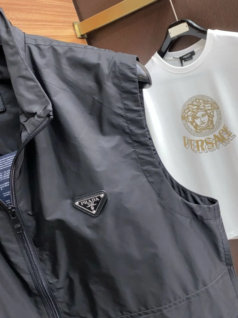 Prada Vest Upgraded 168351