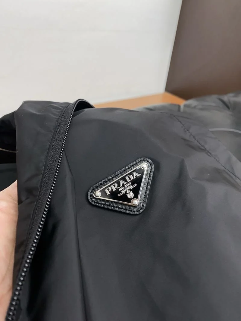 Prada Vest Upgraded 168351