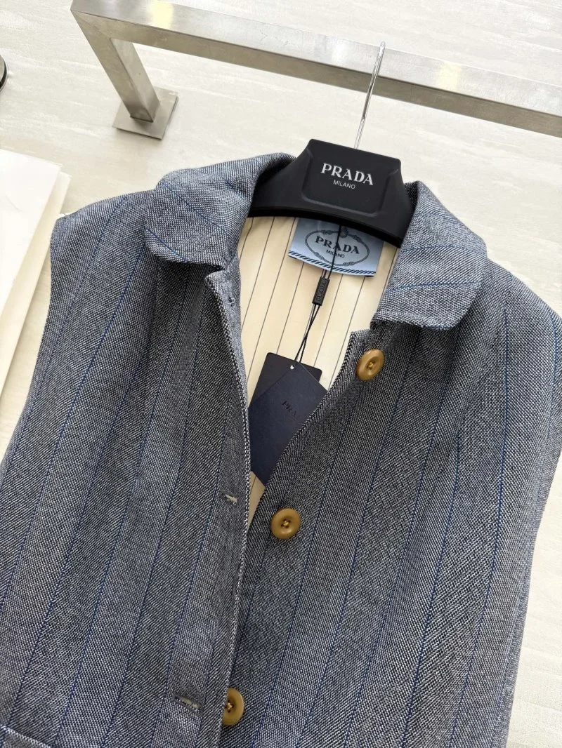 Practical Prada Vest 166265