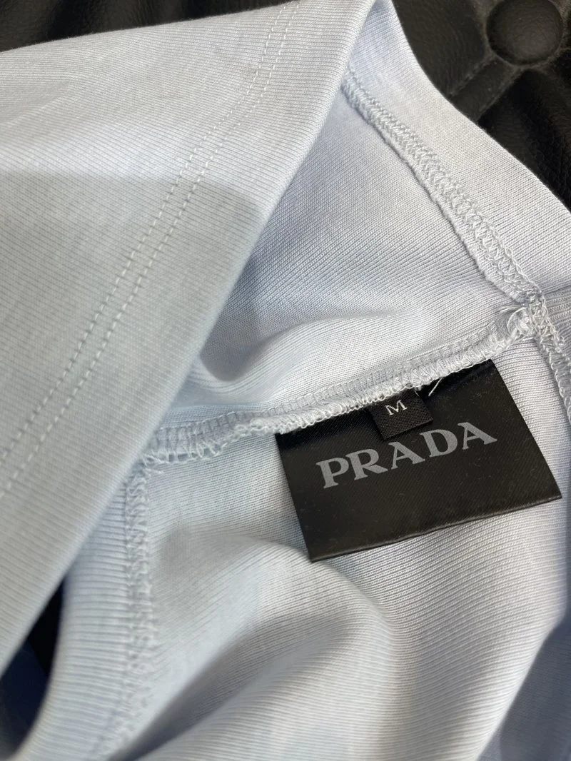 Prada Vest Unisex 166299