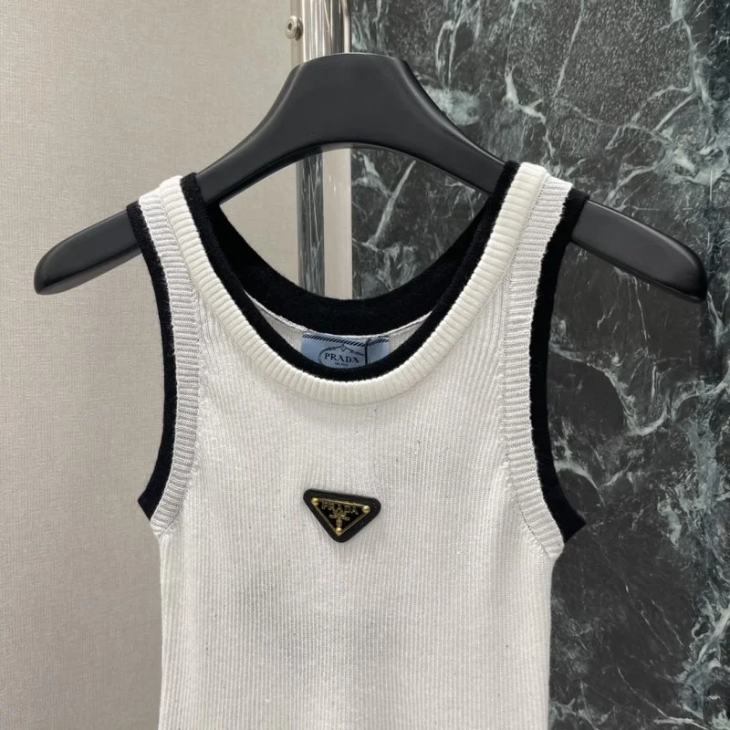 Prada Vest Seasonal 166231