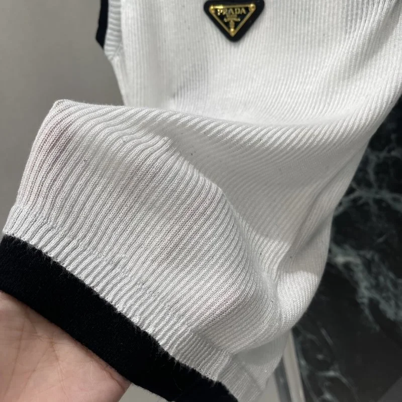 Prada Vest Seasonal 166231