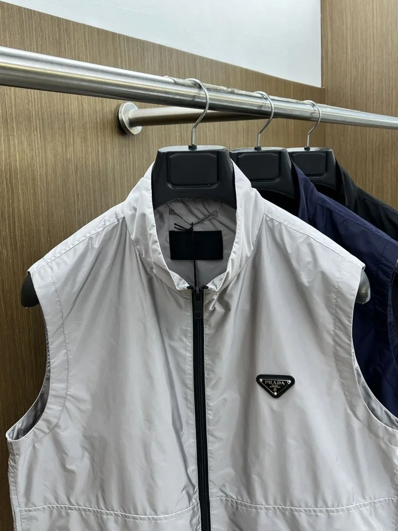 ComfortFit Prada Vest 167623