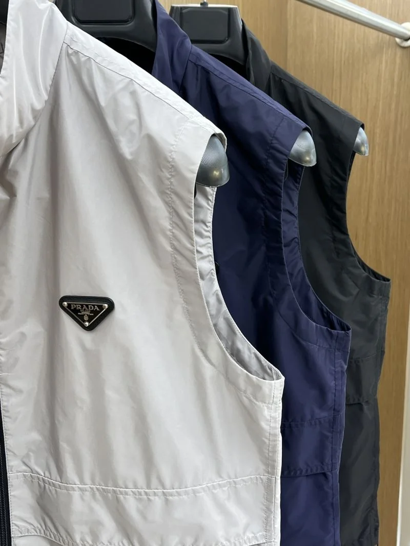 ComfortFit Prada Vest 167623