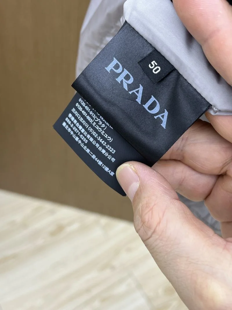 ComfortFit Prada Vest 167623