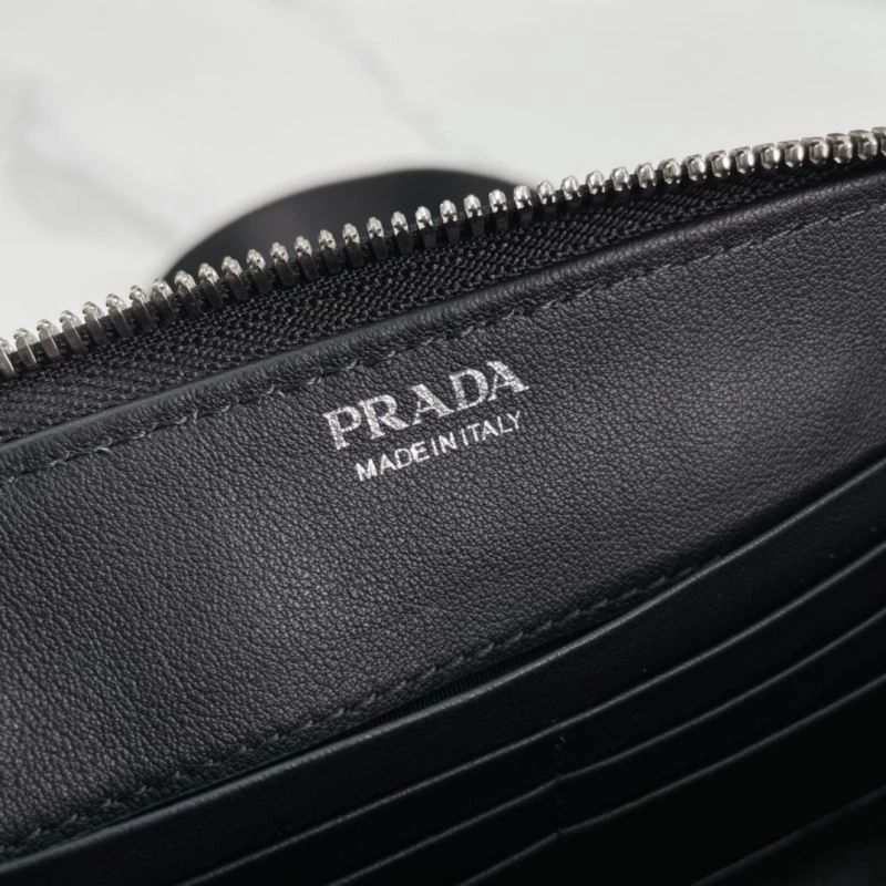 FreshLook Prada Waist Chest Packs 74985