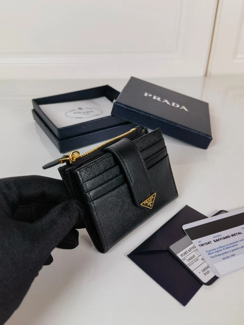 Prada Wallets Purse Practical 74973