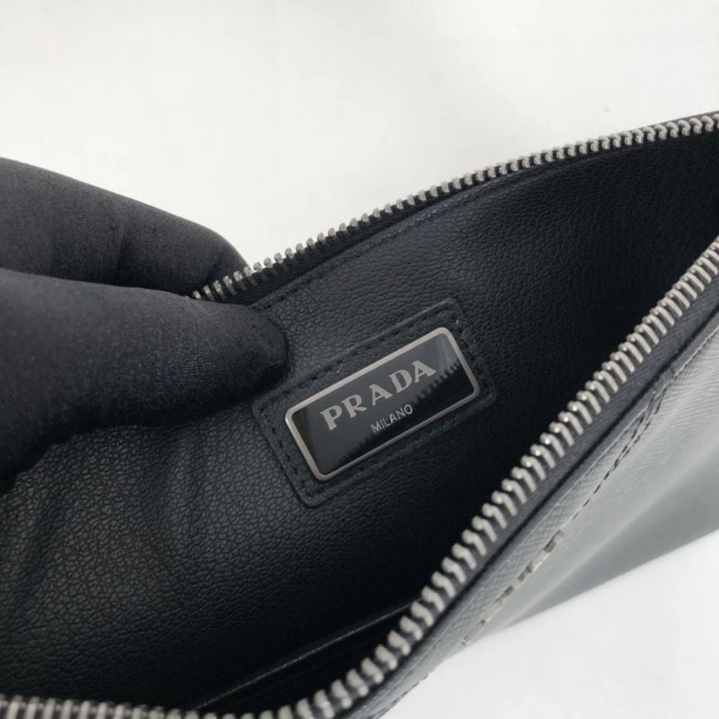 Prada Wallets Purse Trendsetting 74965
