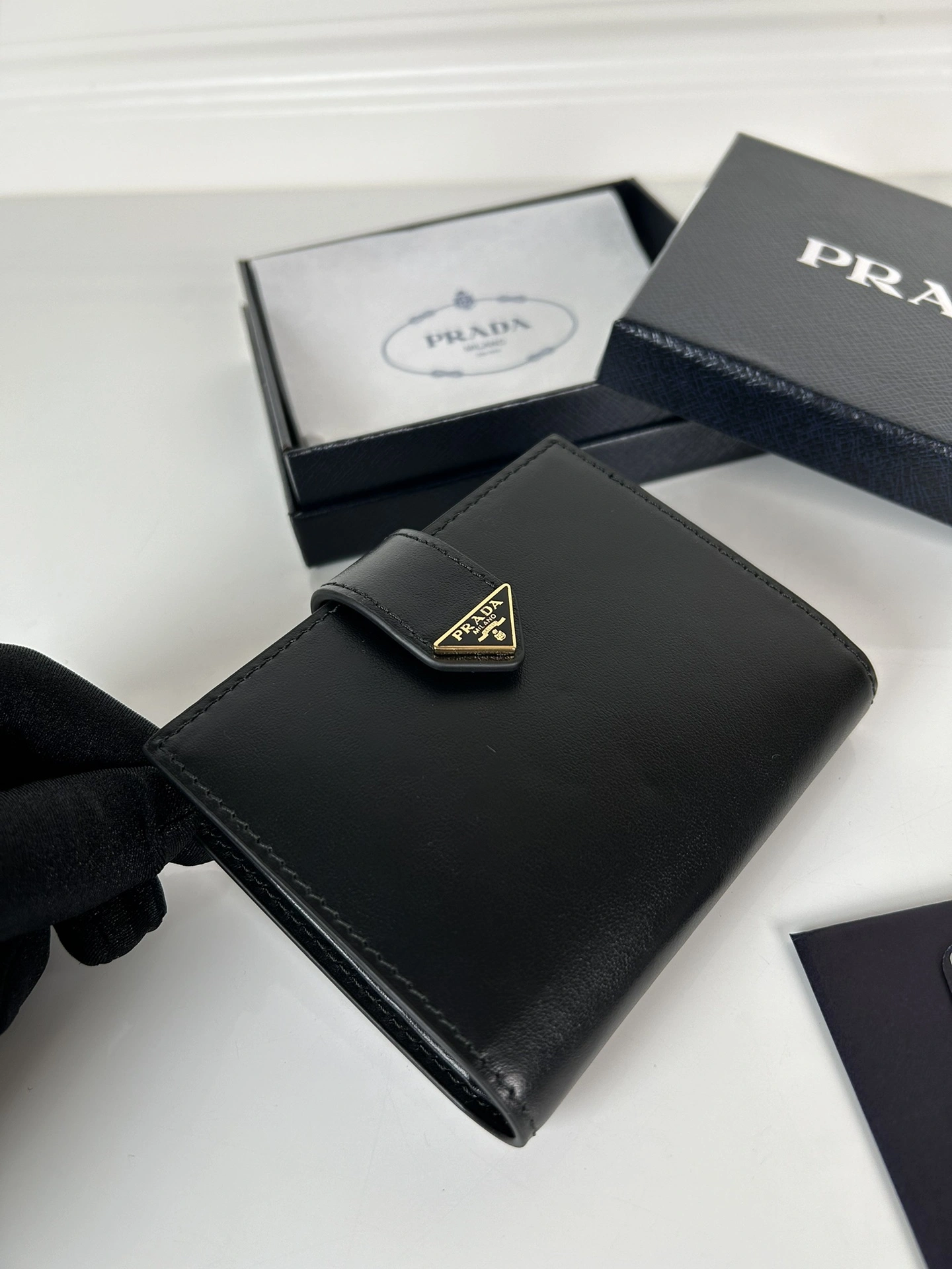 Prada Wallets Purse Trendsetting 73631