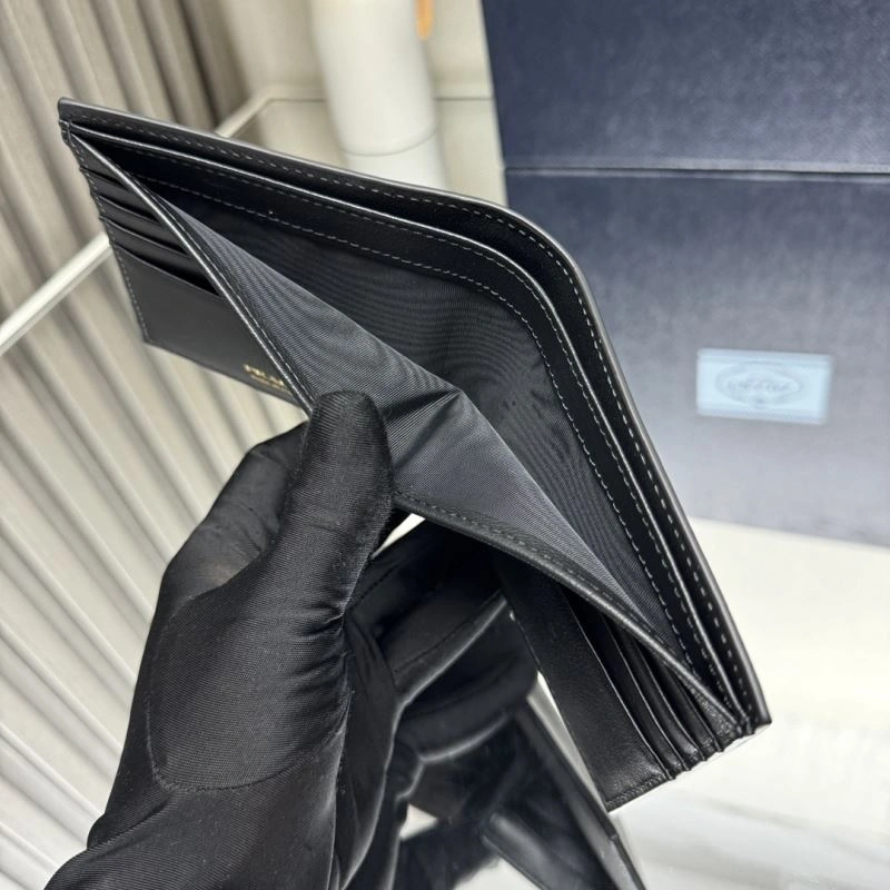 Prada Wallets Purse Sleek 60749
