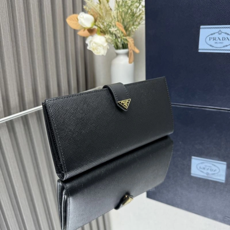 Prada Wallets Purse EyeCatching 60741