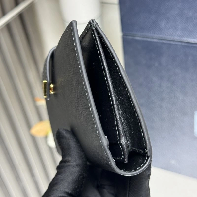Prada Wallets Purse EyeCatching 60741