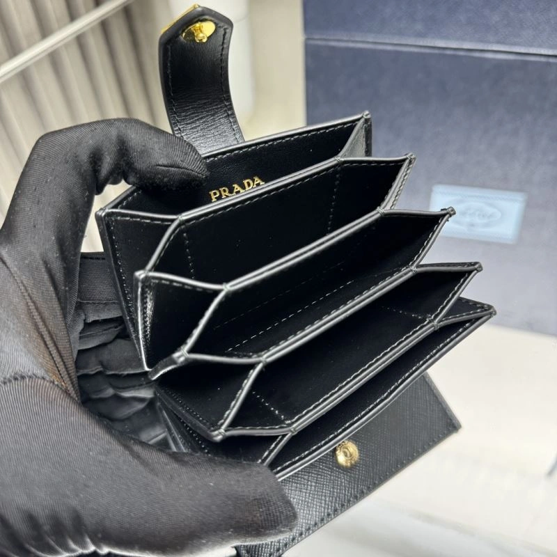 Resilient Prada Wallets Purse 60747