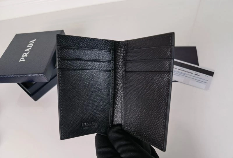 Vibrant Prada Wallets Purse 60717