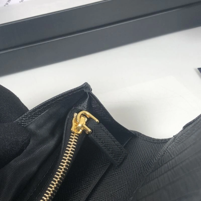 Efficient Prada Wallets Purse 60713