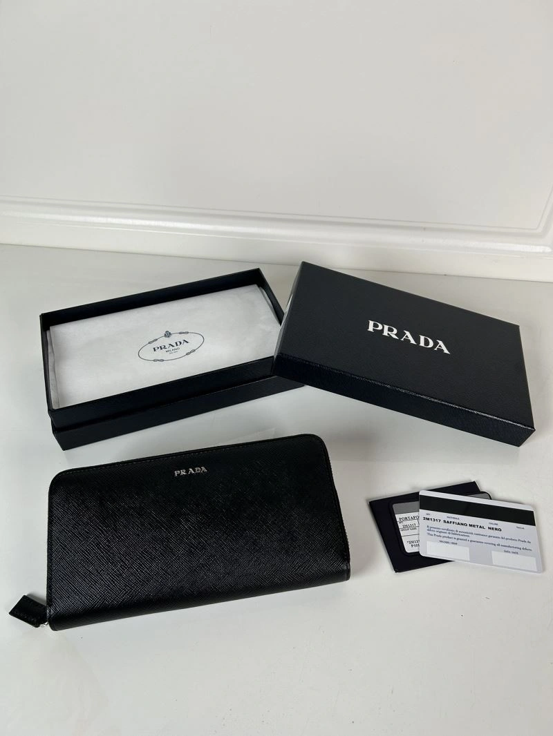 Prada Wallets Purse Bright 60735