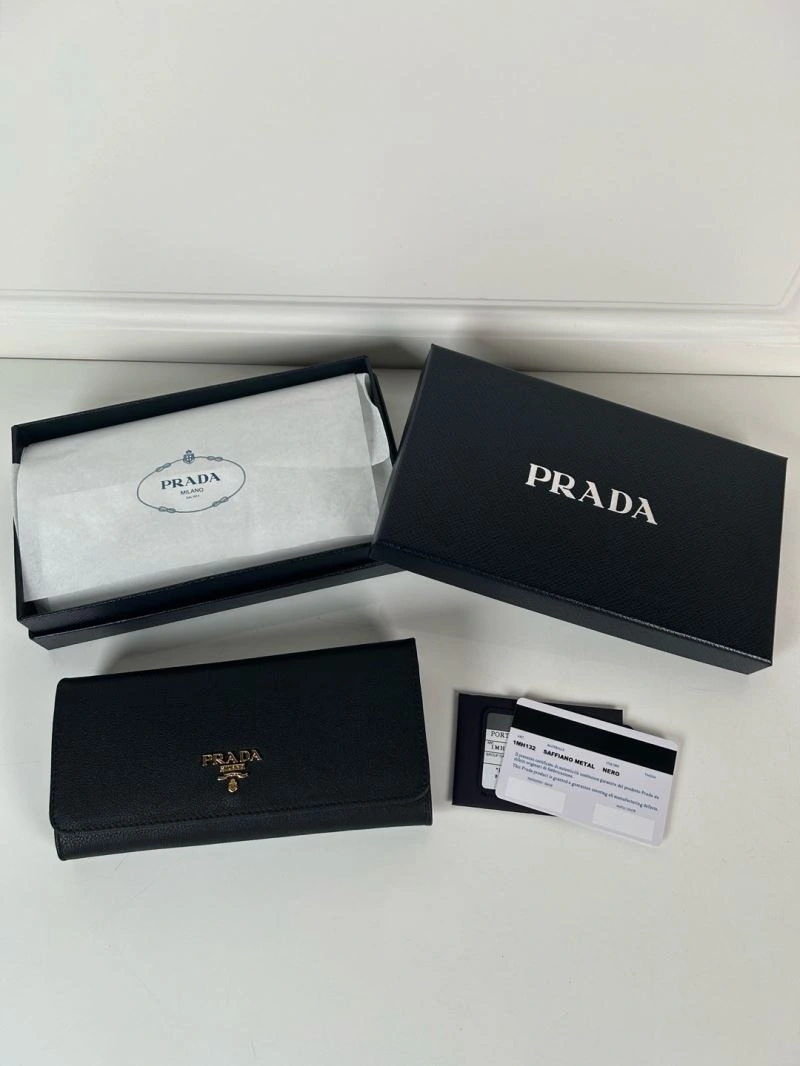 Prada Wallets Purse Breathable 60709