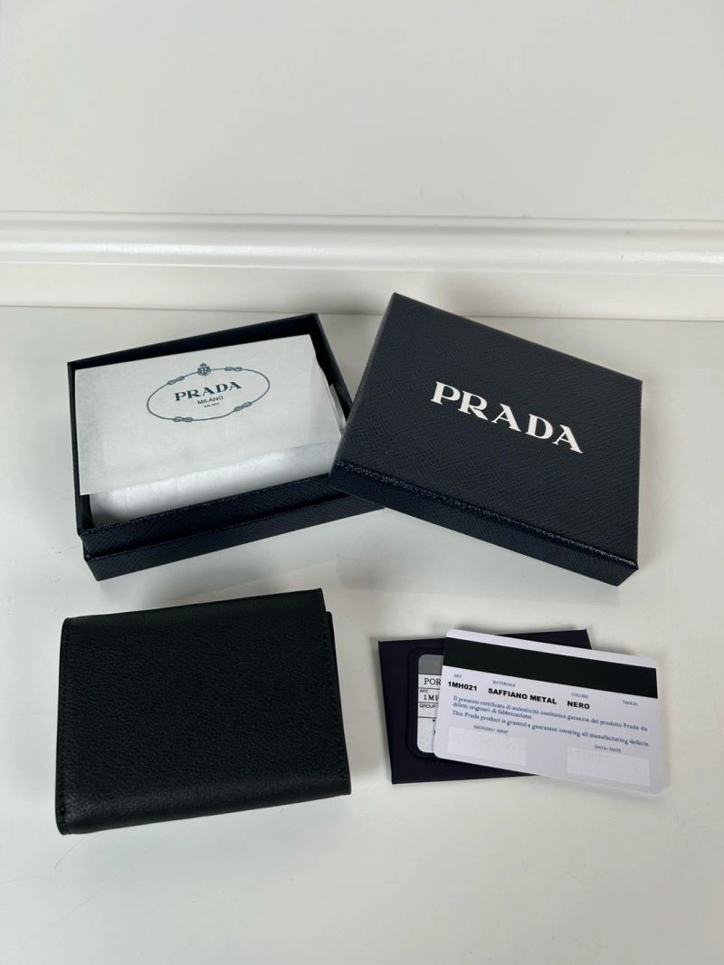 Stylish Prada Wallets Purse 60700