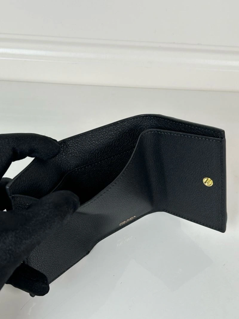 Stylish Prada Wallets Purse 60700